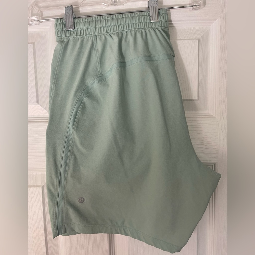 Lululemon pacebreaker 7” linerless